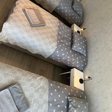 公寓 Lappland Kemiapartments Iii Near Snowcastle, 2 , Kitchen , Glazed Balcony, Free Private Parking 凯米